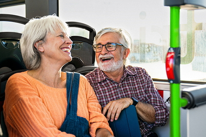 Senioren im Bus