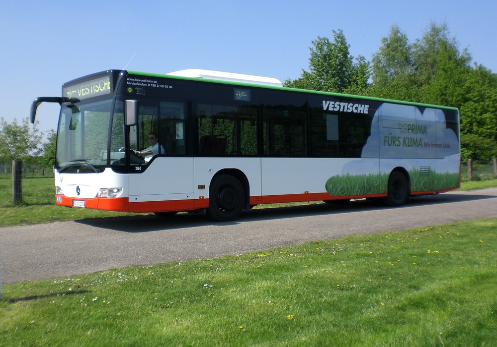Vestische Bus mit Schriftzug "Prima fürs Klima"